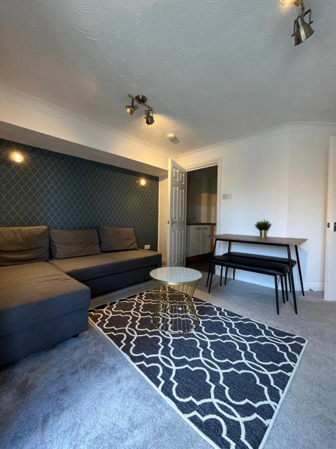 Archers 2 Bedrooms, Balcony, 2 Bathrooms, Free Parking, Wifi Southampton Buitenkant foto