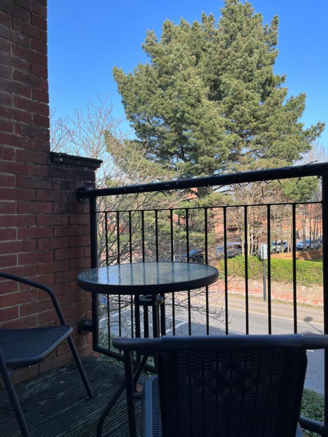 Archers 2 Bedrooms, Balcony, 2 Bathrooms, Free Parking, Wifi Southampton Buitenkant foto