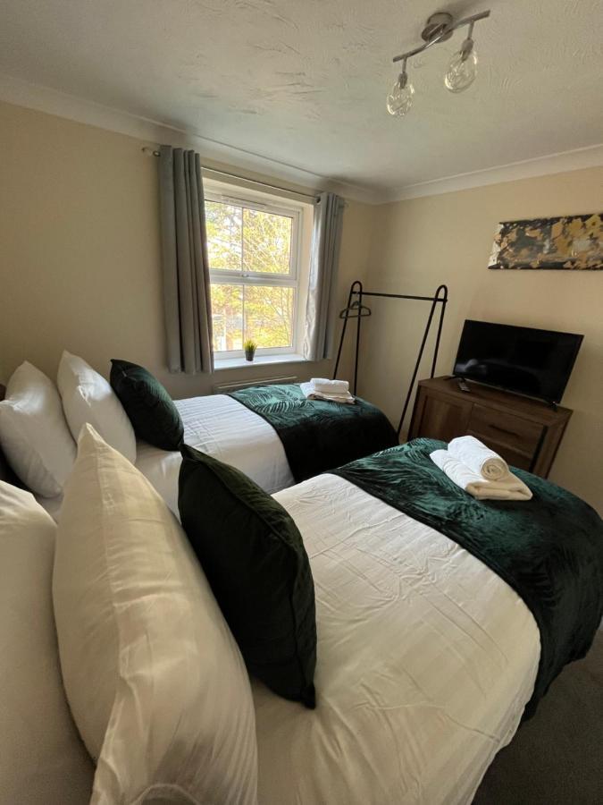 Archers 2 Bedrooms, Balcony, 2 Bathrooms, Free Parking, Wifi Southampton Buitenkant foto